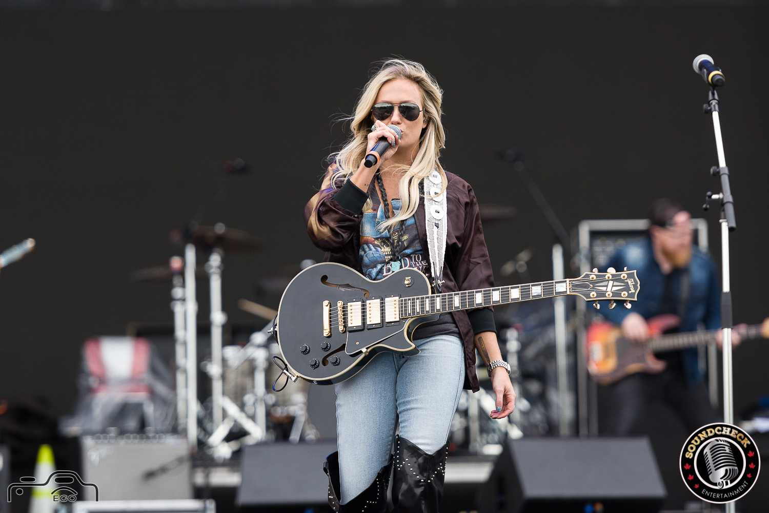 The Country Thunder rolled into Calgary with an all female Friday